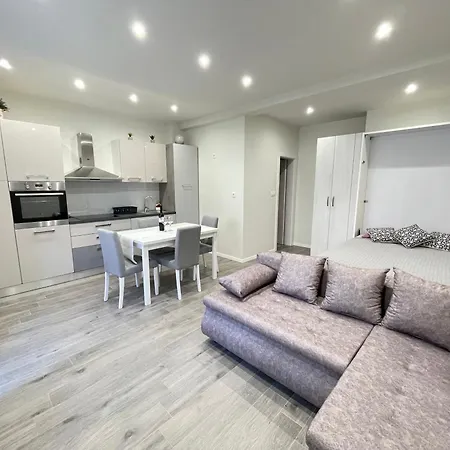 View Apartamento *